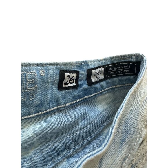 MISS ME Irene Light Wash Denim Shorts Size 26 - Picture 7 of 7
